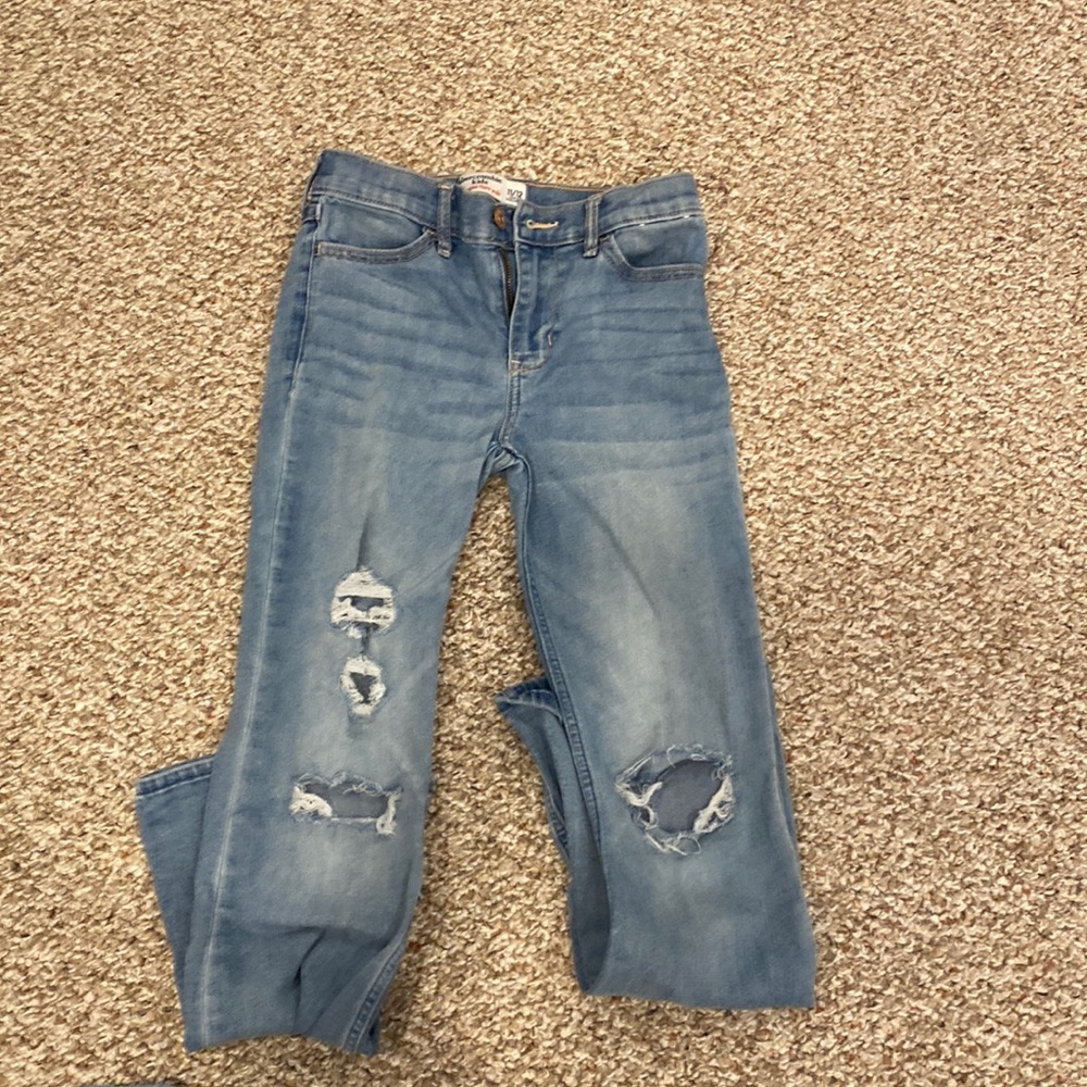 2 girl’s Abercrombie flare ripped jeans